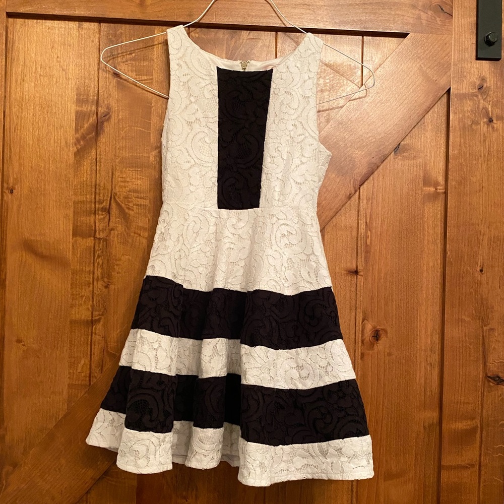 Girls Gianni Bini Dress Size 7!!